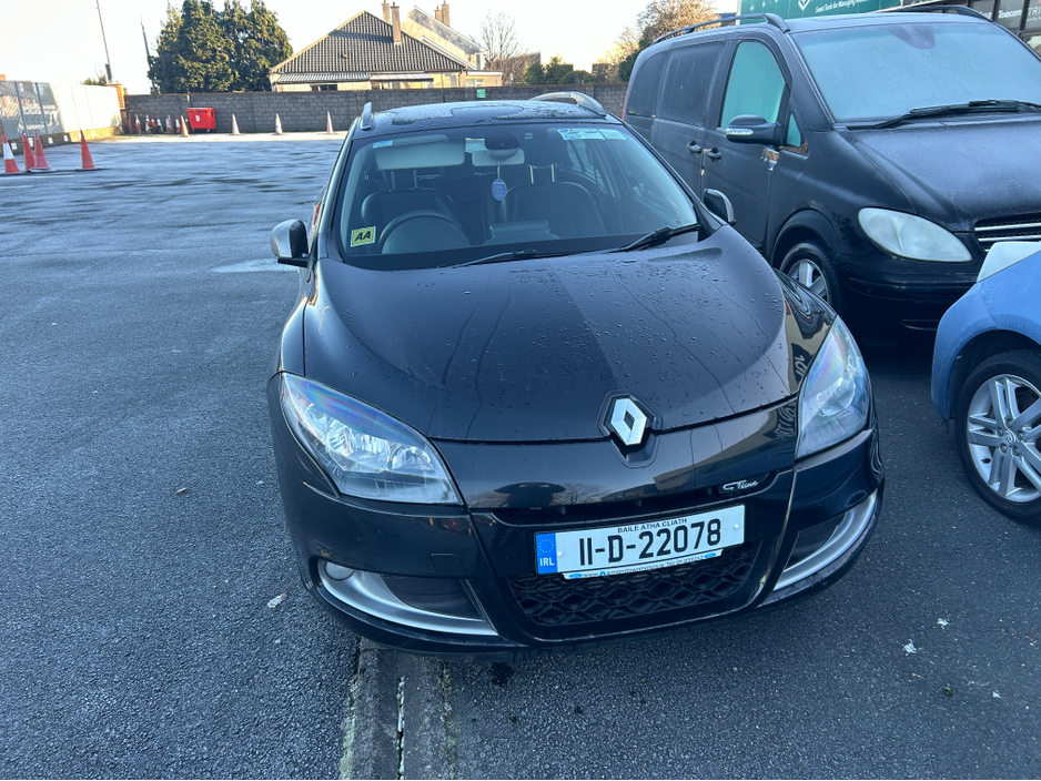 2011 Renault Grand Megane IRISH car//ONLY 113000KLMS WITH BRAND NEW NCT UNTIL 10/2026///HUGE SPEC//SAT NAV ETC//ROAD TAX JUST 200EUROS €4,999