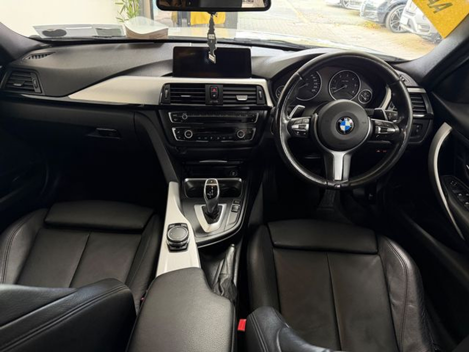 2015 BMW 3 Series 2.0 Automatic Low Mileage Upgraded Lip Kit €17,777