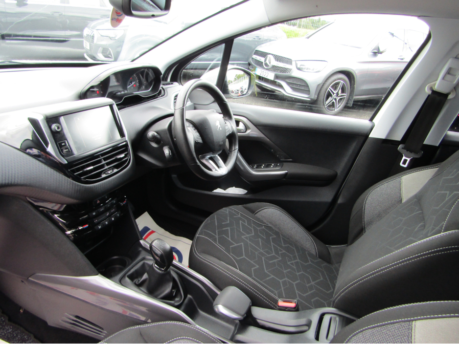 2017 Peugeot 2008 ACTIVE 1.6 BLUE HDI 75 4DR