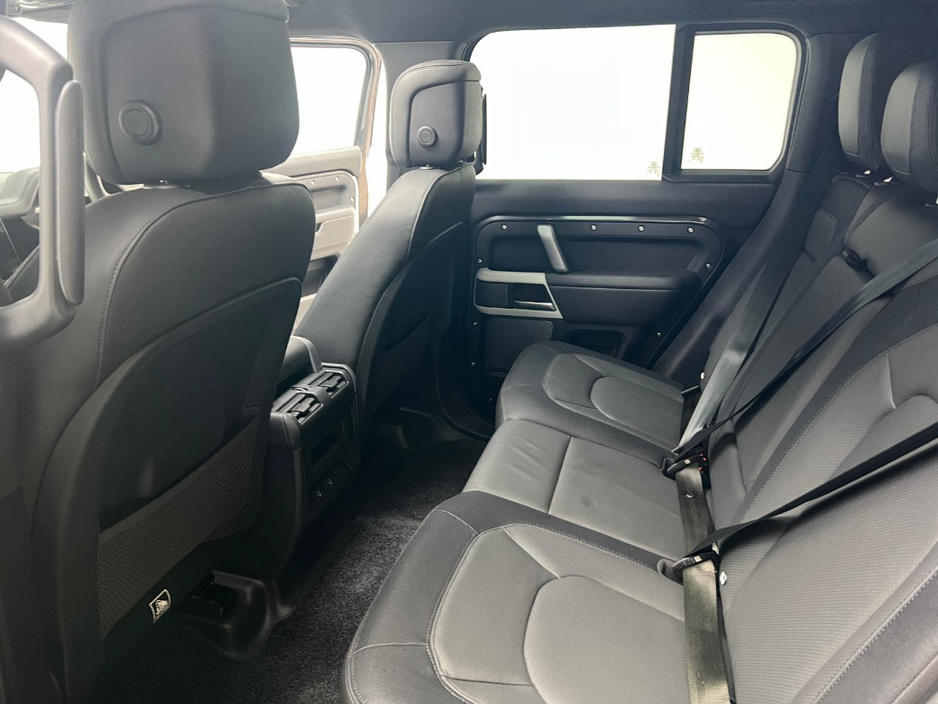 2024 Land Rover Defender HSE X-DYNAMIC P400E €92,990