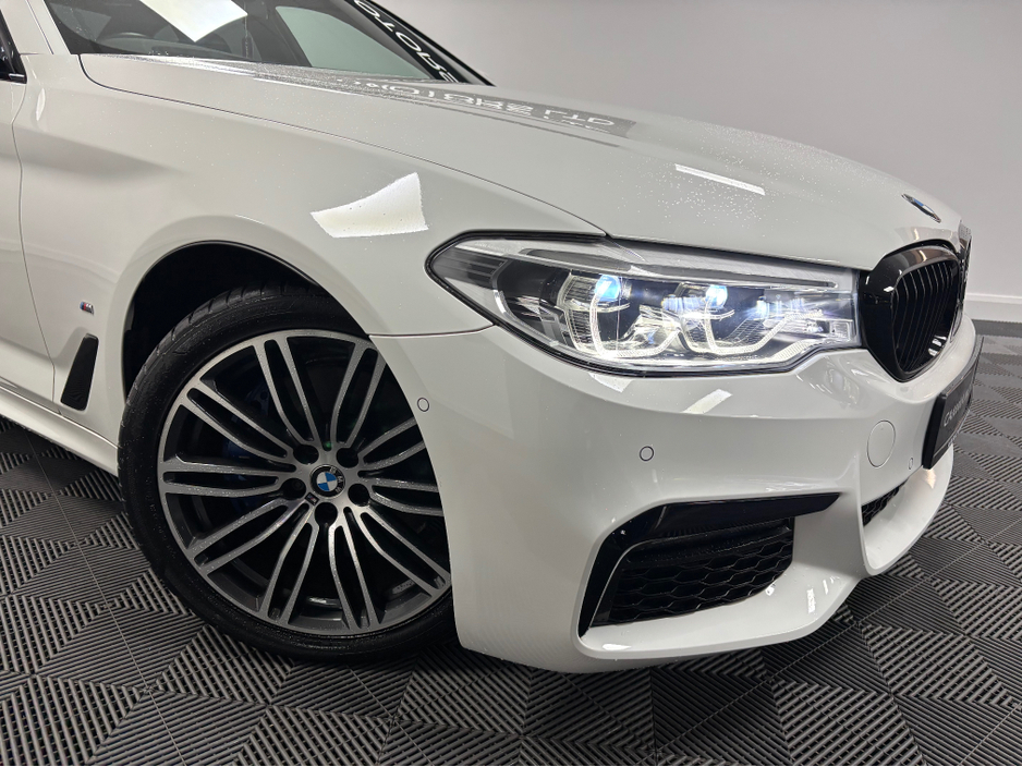 2019 BMW 5 Series *BMW 530E* *LOW MILEAGE* *AUTOMATIC* *HEATED LEATHER ELECTRIC SEATS* *REVERSE CAMERA* *FINANCE AVAILABLE* *TRADE INS WELCOME* €28,950