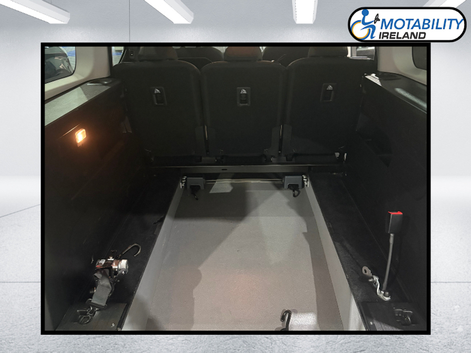 2026 Opel Combo Life Wheelchair Accessible €36,995