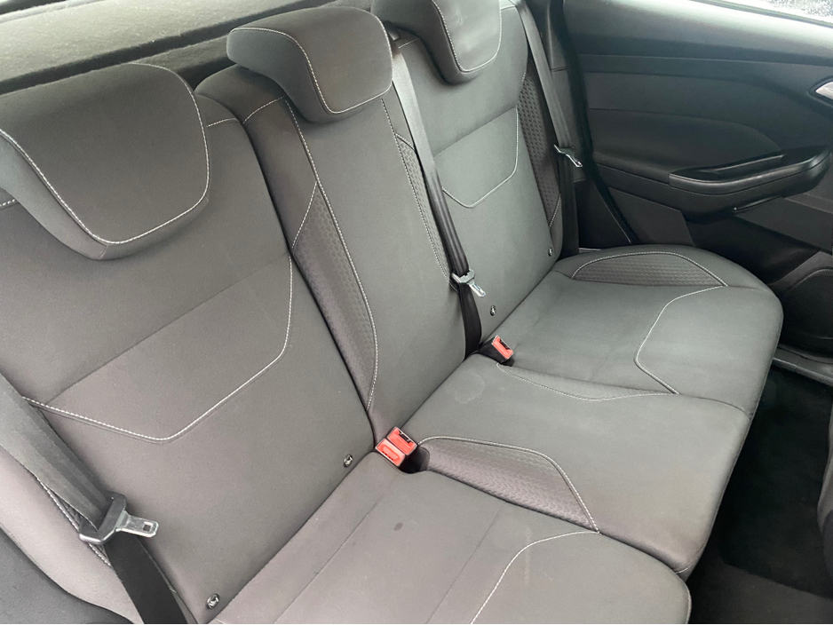 2015 Ford Focus ZETEC 1.6 TDCI 95PS 4DR €9,500