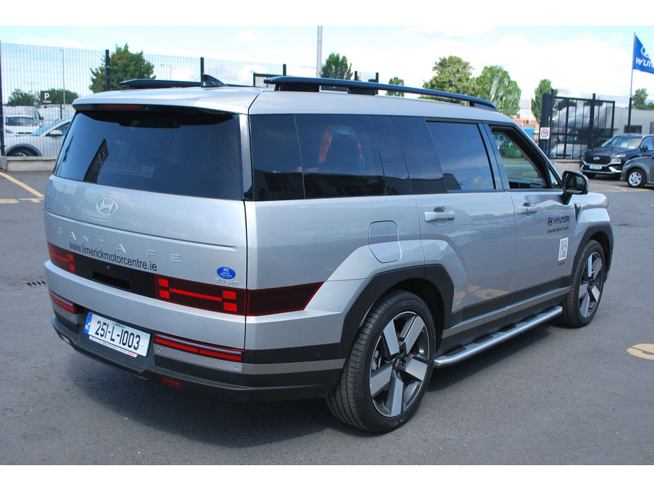 2025 Hyundai Santa Fe 1.6 PHEV 4WD Premium €65,950
