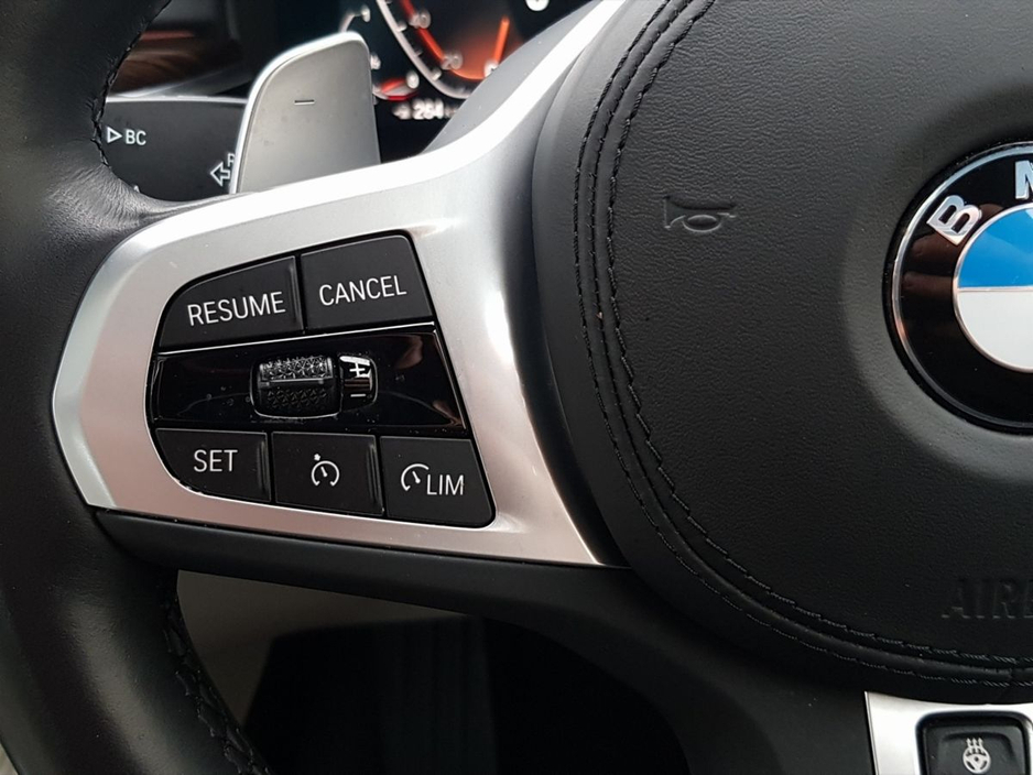 2023 BMW 5 Series 520d M Sport