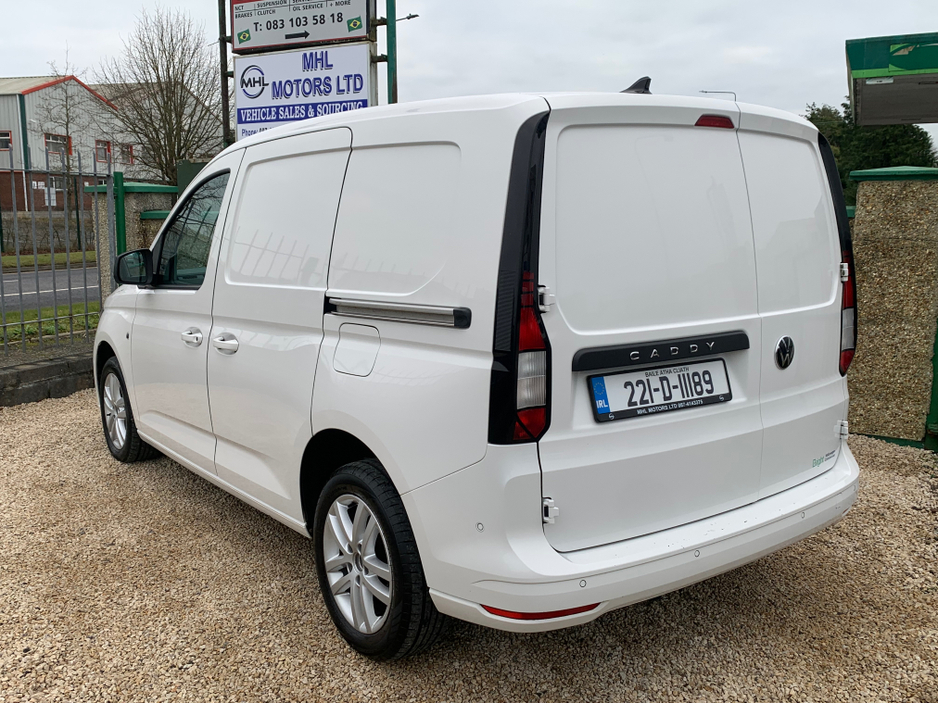 2022 Volkswagen Caddy CARGO BUS TDI 102HP MANUAL 6SPEED FWD 5DR €16,950