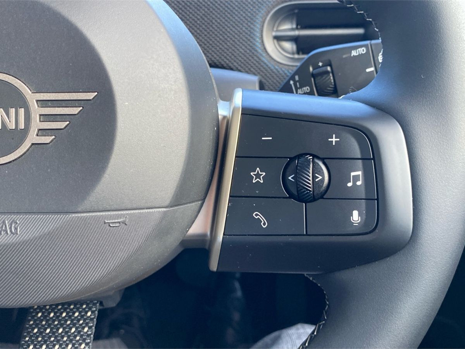 2025 MINI Hatch COOPER Cooper Classic Auto €39,950