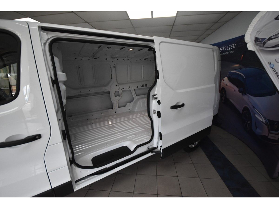 2025 Nissan Primastar SAVE €6,275. Demo. 0 mileage. Premium model 130hp €26,850