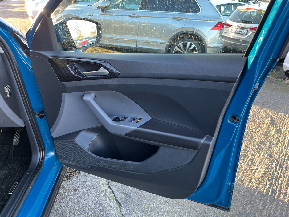 2020 Volkswagen T-Cross 1ST AUTOMATIC 1.0 PETROL //KEYLESS ENTRY//REVERSE CAMERA//BLIND SPOT WARNING// €19,950