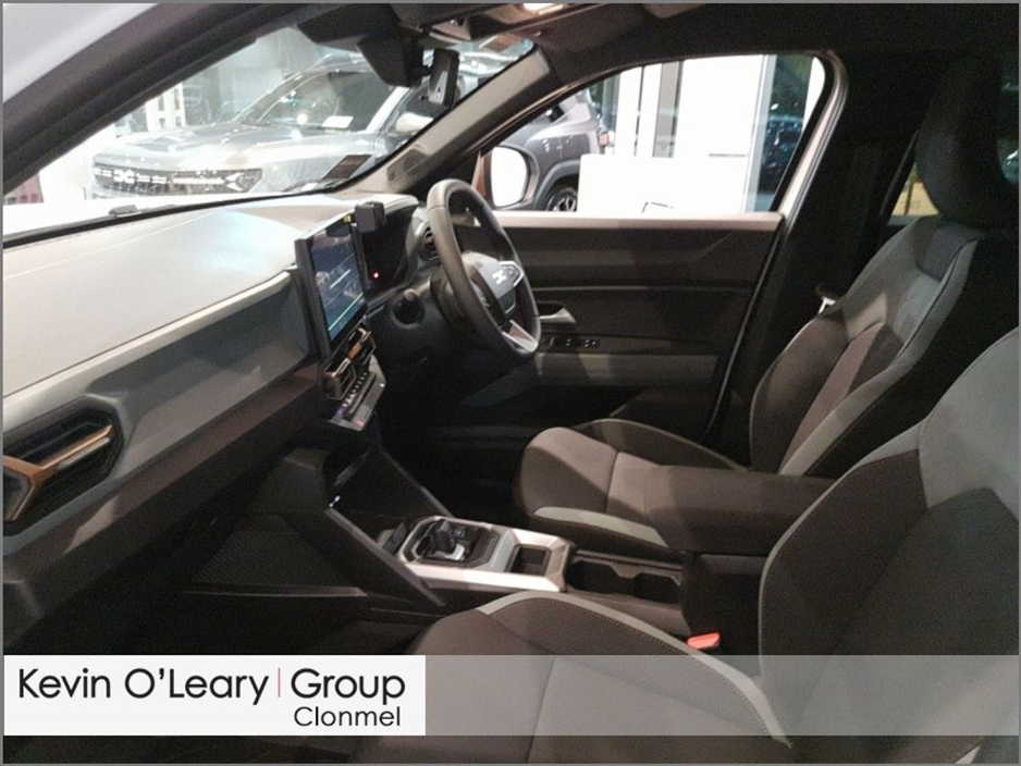 2026 Dacia Duster Extreme HEV 155 €38,000