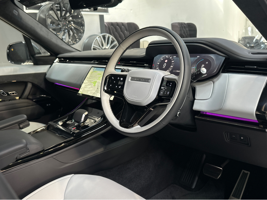 2025 Land Rover Range Rover Sport AUTOBIOGRAPHY P460 E-HYBRID €144,950