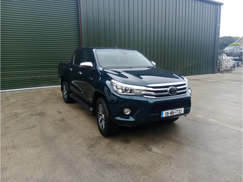 2019 Toyota Hilux 2.4D4D INVINC 148BHP D/C €23,500