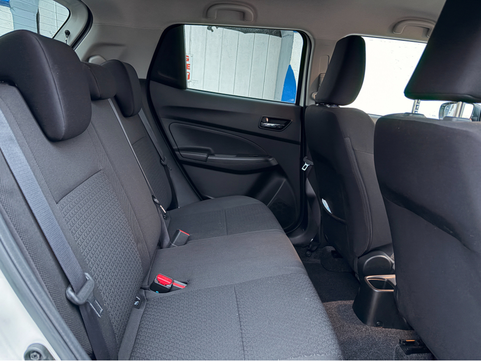 2022 Suzuki Swift SZ5 HYBRID  1.2 REVERSING CAMERA ,  UP TO 6 YEARS WARRANTY  5DR €16,450