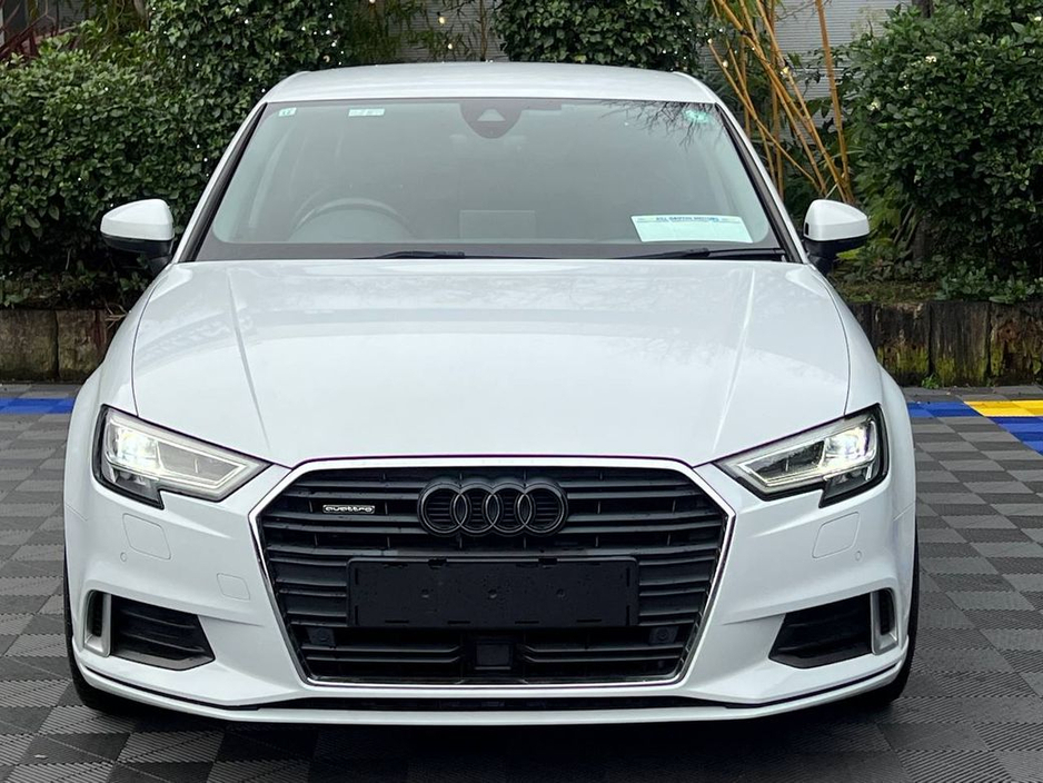 2017 Audi A3 SPORT 2.0 TFSI QUATTRO // NEW 19" S-LINE ALLOYS // LEATHER POWERED HEATED SEATS // DIGITAL CLUSTER €19,950