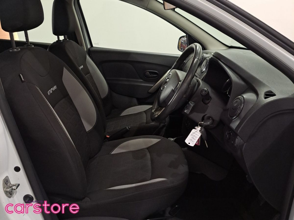 2015 Dacia Sandero Stepway TCe 90 S&S SIGNATURE €10,380