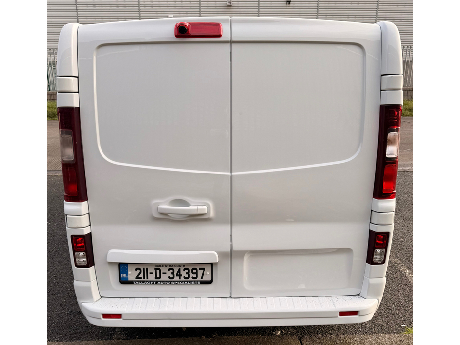 2021 Renault Trafic 2.0 High Spec €18,658