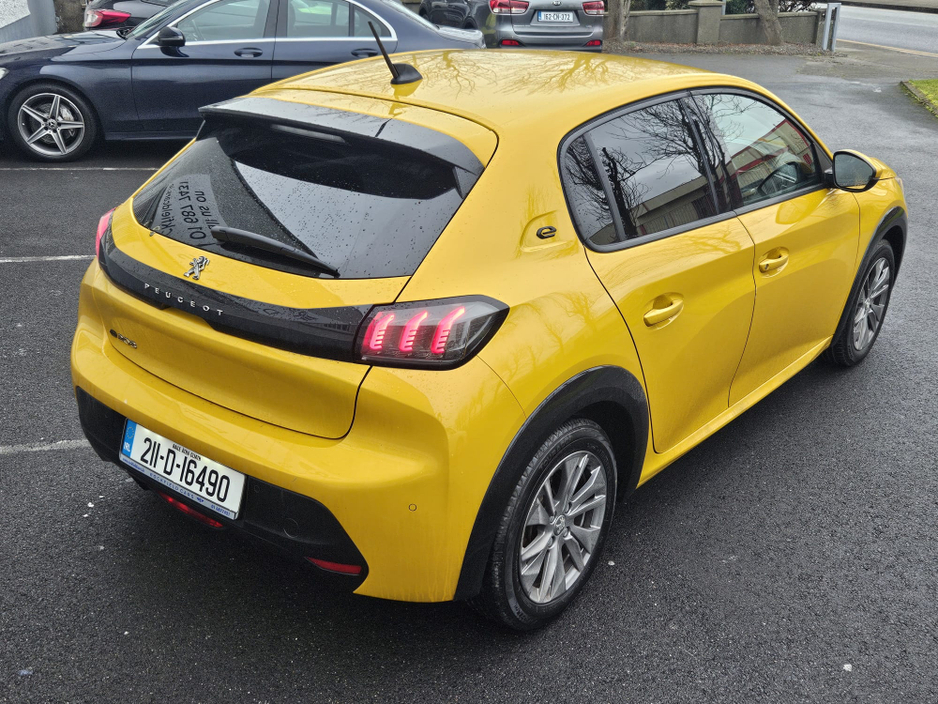 2021 Peugeot 208 ALLURE 50KW - 136 - AUTO - 120TAX - APPLE PLAY €15,950