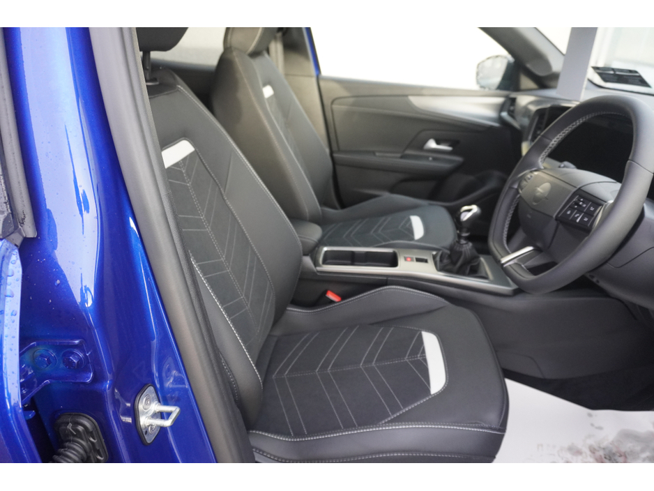 2025 Opel Mokka GS 1.2 136BHP 6-SPEED MAN