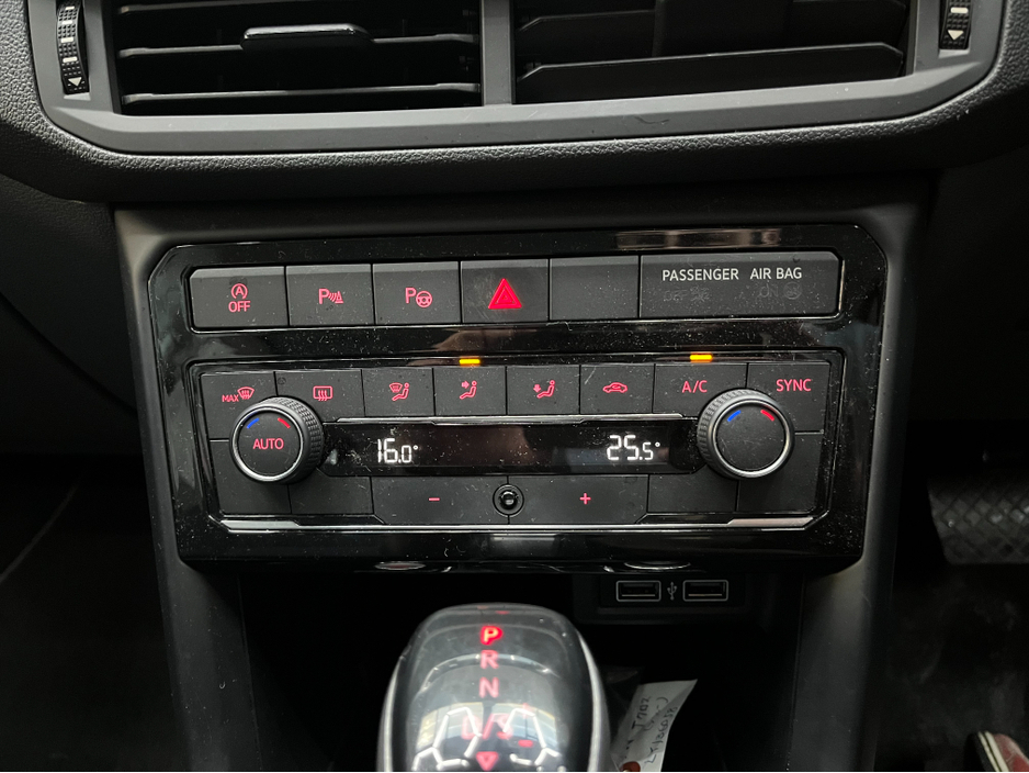 2020 Volkswagen T-Cross €20950 2020 VOLKSWAGEN T-CROSS TSI 1ST 1.0 AUTOMATIC / REVERSE CAMERA / CRUISE CONTROL €20,950