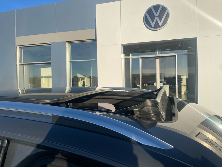 2025 Volkswagen Tiguan R-LINE 75 2.0TDI DSG 150HP €54,975