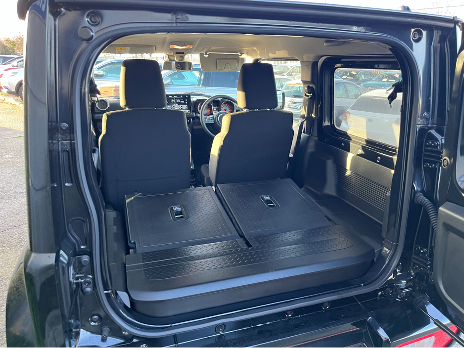 2025 Suzuki Jimny LITTLE G SIERRA 4 SEAT AUTOMATIC 1.5 PETROL //DELIVERY MILES//BRAND NEW//HIGH SPEC// €39,950