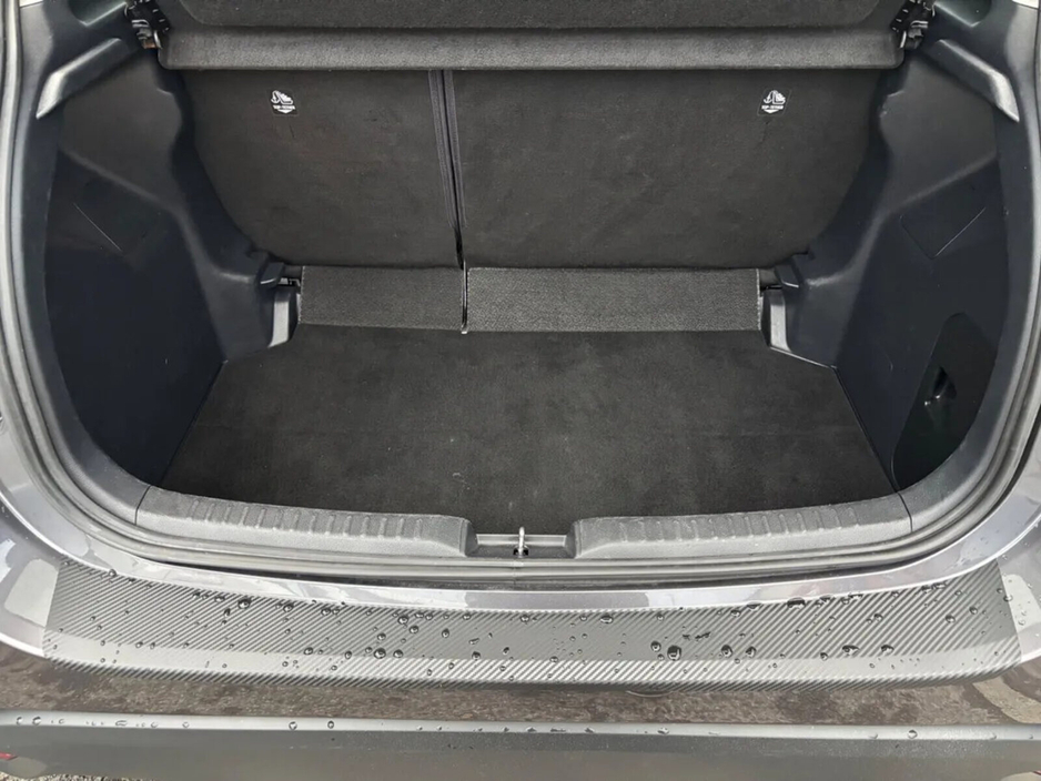 2022 Toyota Yaris 1.5 Hybrid 5Dr Luna €16,000