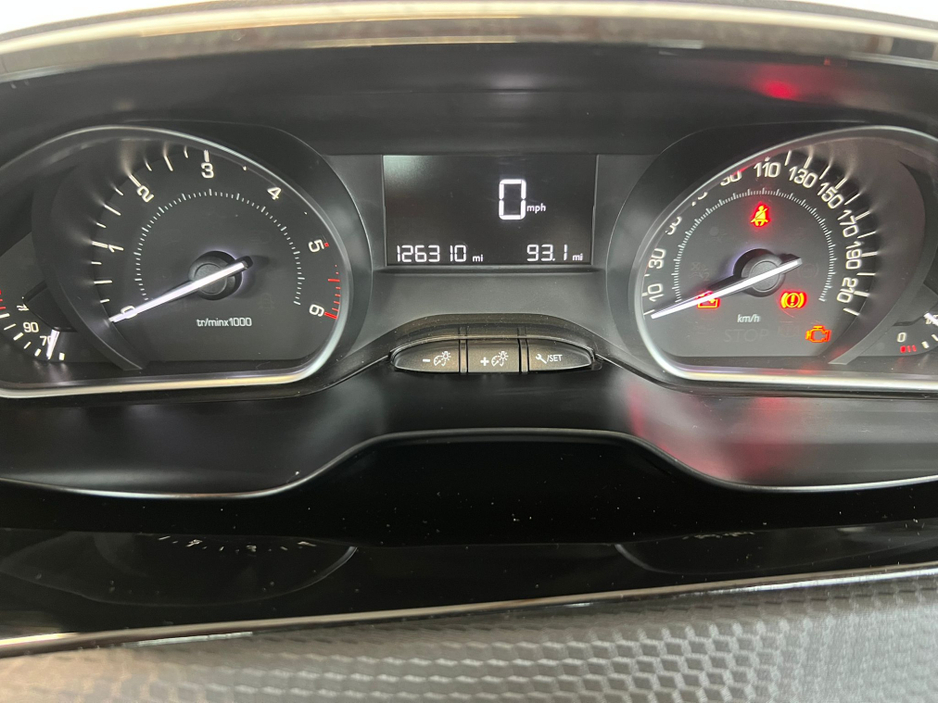 2016 Peugeot 2008 ACTIVE 1.6 BLUE HDI 100 4 4DR €9,350