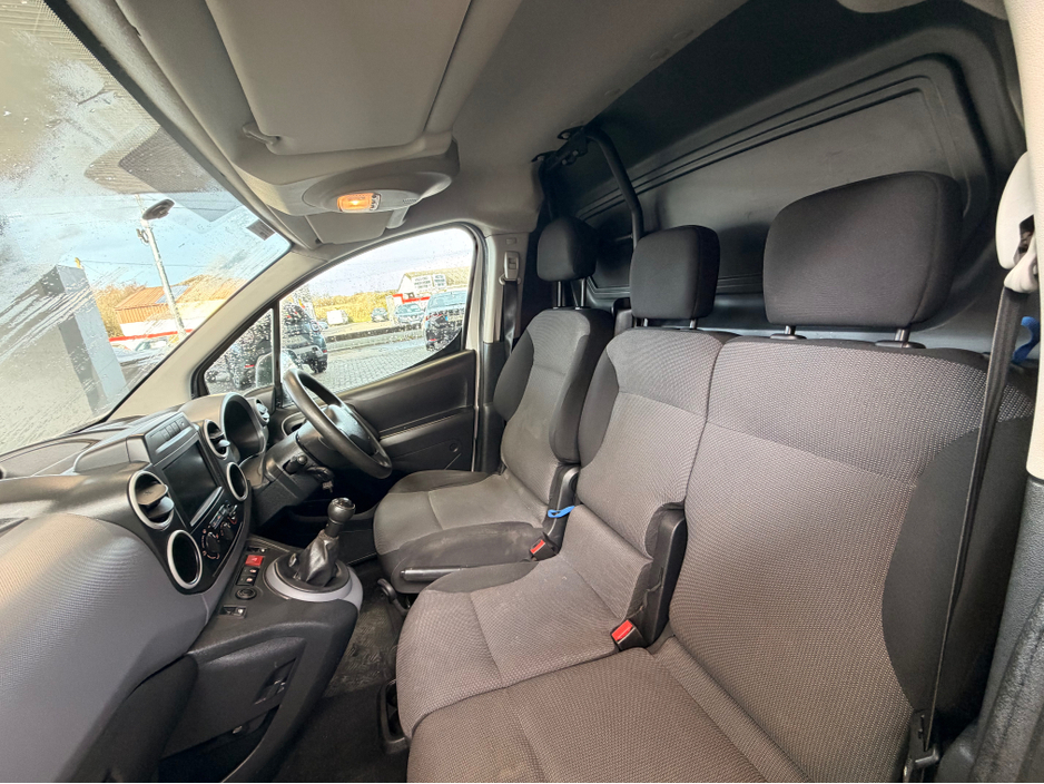 2017 Peugeot Partner PROFESSIONAL 1.6 BLUE HDI 75 3 €6,590