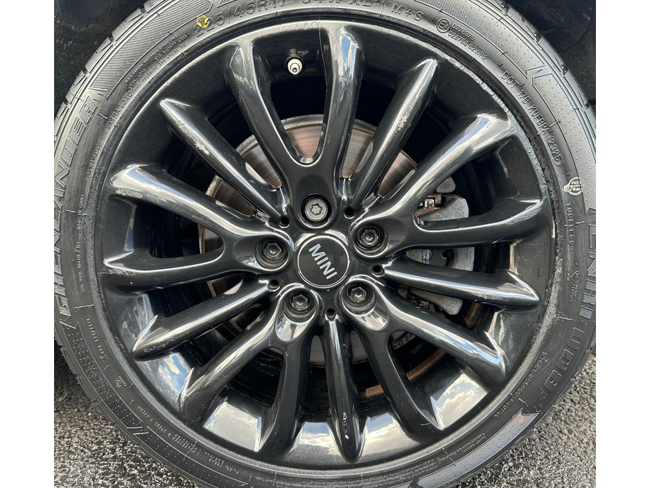 2017 MINI Clubman 1.5 COOPER 136 BHP LOW KM SAT NAV €12,950