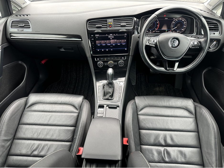 2019 Volkswagen Golf Highline 1.4 TSI DSG €20,700