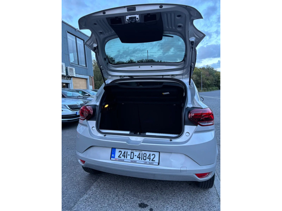 2024 Dacia Sandero TCe 90 Essential €15,500