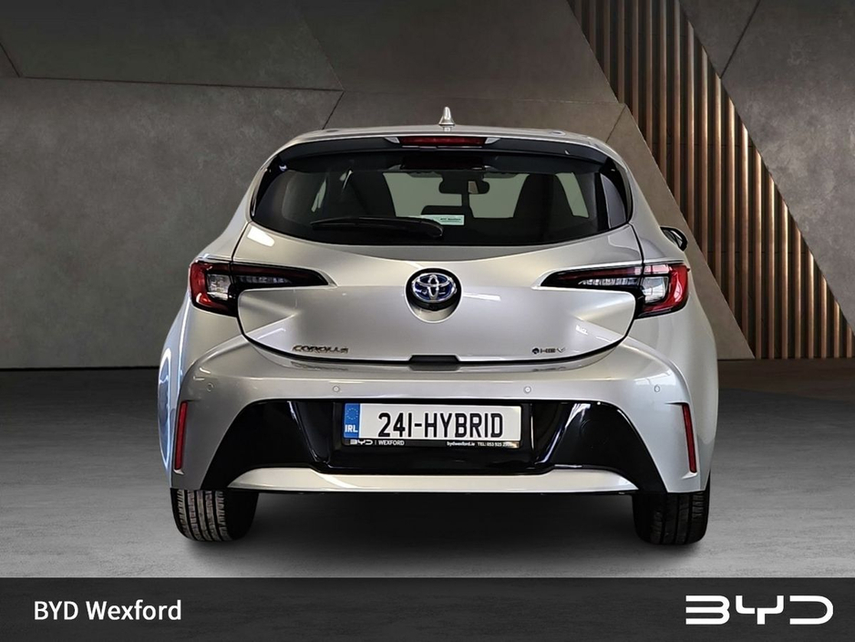 2024 Toyota Corolla Corolla Icon Hev Cvt Icon 140 VVT-h Auto Start/Stop €27,975
