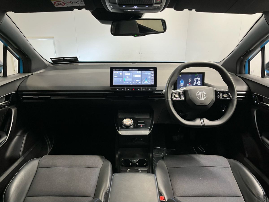 2023 MG 4 Trophy 64kWh Long Range 203PS - Reversing Camera - Sat Nav - Climate Control - Heated Seats - Keyless Start - Apple CarPlay/Android Auto €21,650