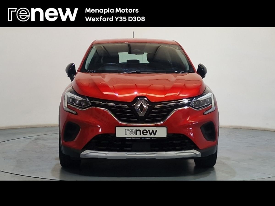 2020 Renault Captur TCe 100 Play €13,995