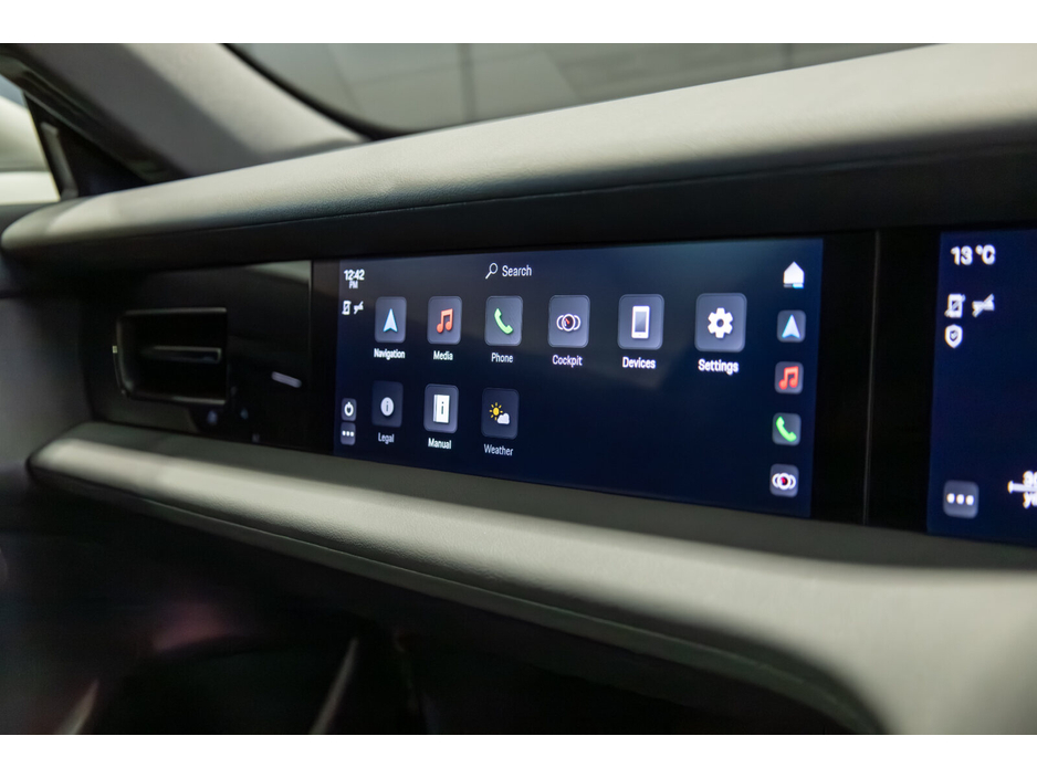 2023 Porsche Taycan Taycan Sport Turismo €71,950