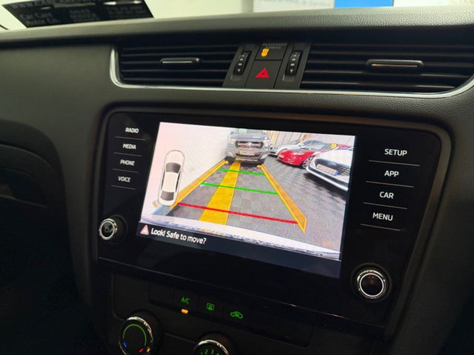 2021 Skoda Octavia AMB 1.0tsi 115HP 4DR €17,777