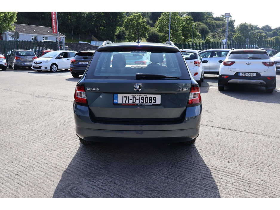 2017 Skoda Fabia COMBI  AMBITION  ESTATE 1.2TSI Exceptional Condition! €12,295