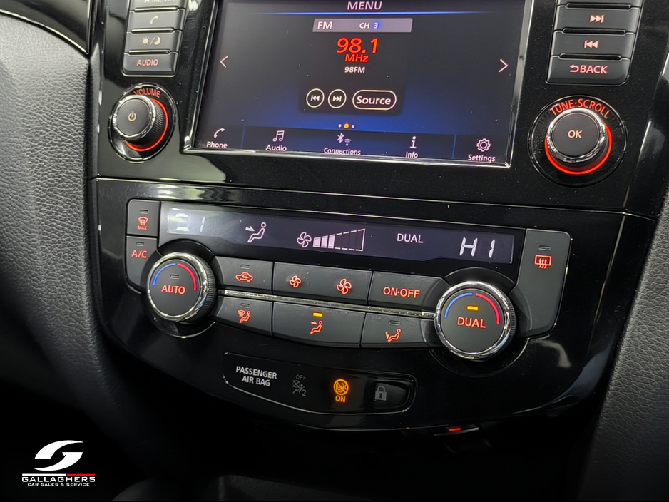 2021 Nissan Qashqai (211) SE 1.5 DCI AUTOMATIC PAN ROOF €21,995