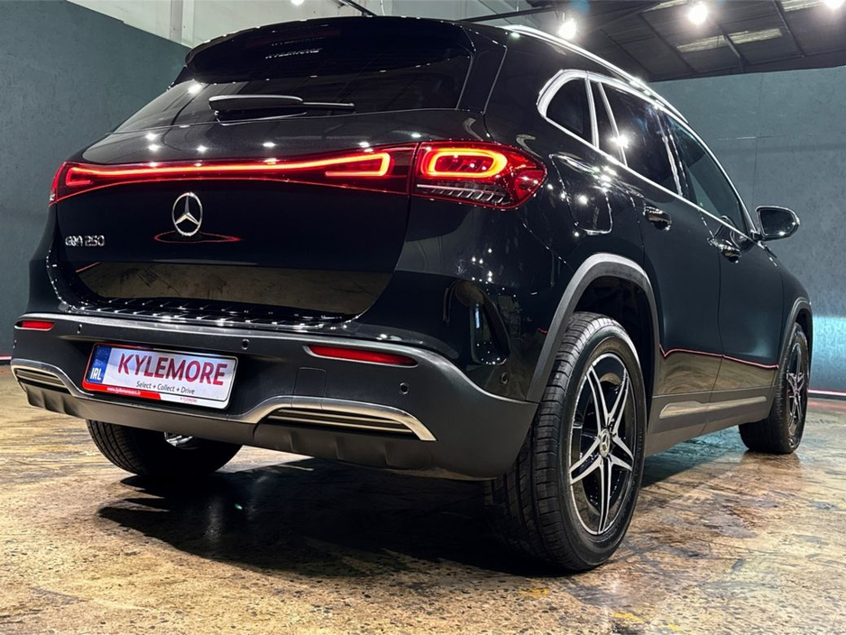 2022 Mercedes-Benz EQA EQA 250 AMG LINE - HEATED SEATS - REVERSE CAMERA - AMBIENT LIGHTING - ELECTRIC TAILGATE €28,950