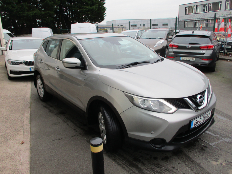 2015 Nissan Qashqai 1.5 DSL XE SAFETY PK 4 4DR €9,950