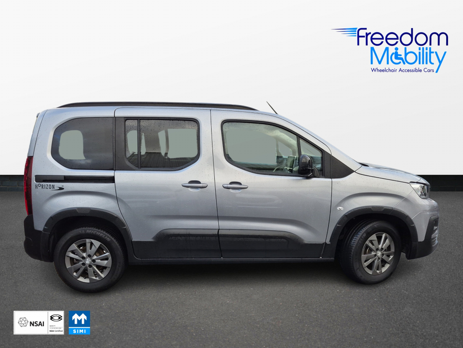 2024 Peugeot Rifter Allure Lowered Floor Wheelchair Access €24,995