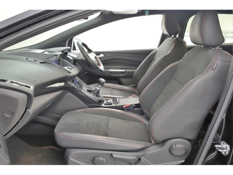 2019 Ford Kuga 1.5TDCI 120BHP 6SPD ST-LINE *LEATHER*EL.PAN ROOF* €21,890