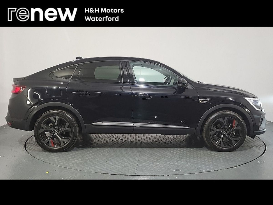 2022 Renault Arkana "RS-Line" "Hybrid Automatic" "Heated Leather Seats" "Reversing Camera" "Diamond Cut Alloys" €26,995