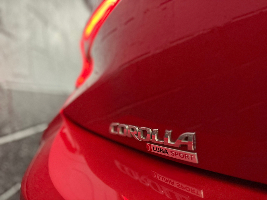 2019 Toyota Corolla 1.8 Hybrid Luna Sport Hatchback €18,900