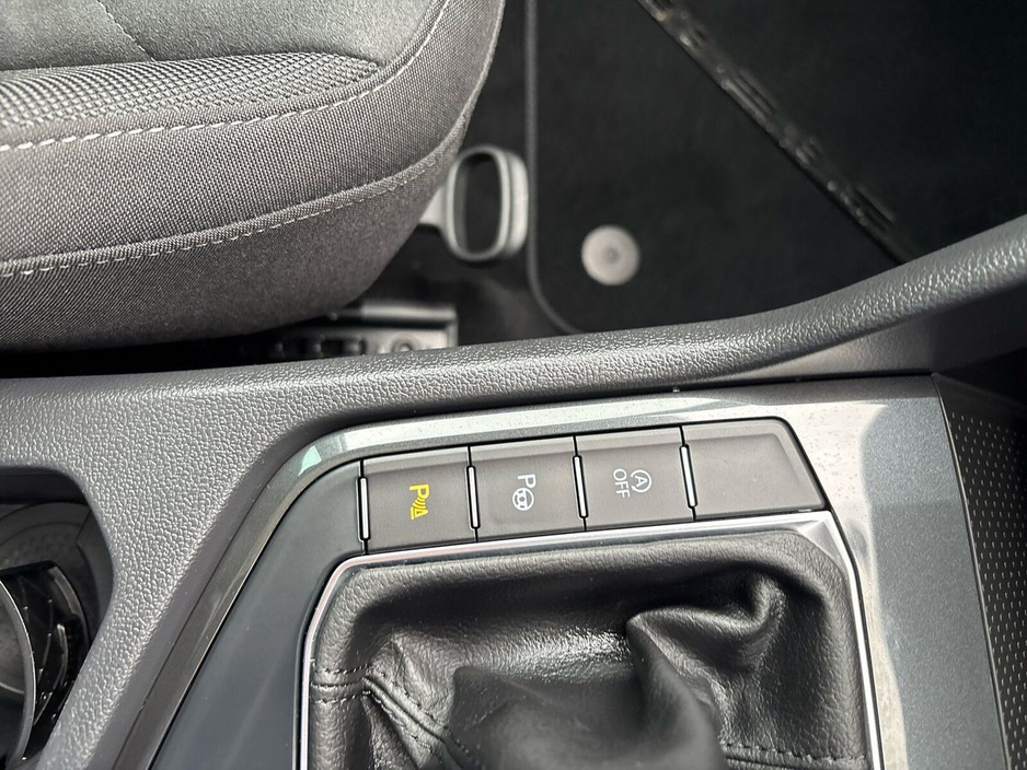 2022 Volkswagen Tiguan 2.0 TDI 150HP Elegance €34,975