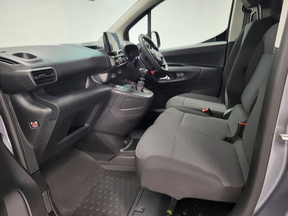 2025 Citroen Berlingo LWB Enterprise From €110 Per Week €25,390