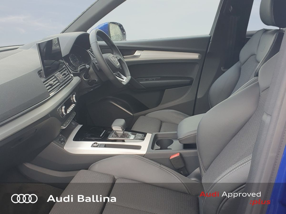 2025 Audi Q5 S line BLK ED Red Calipers*Sport steering wheel*and much More €72,900