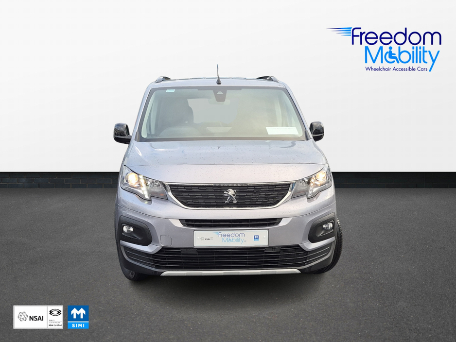 2024 Peugeot Rifter Allure Lowered Floor Wheelchair Access €24,995