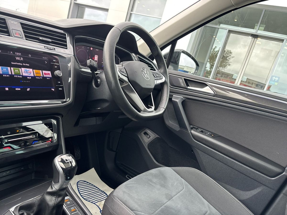 2022 Volkswagen Tiguan 2.0 TDI 150HP Elegance €34,975
