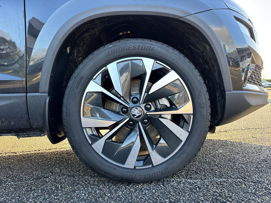 2026 Skoda Karoq Selection Plus 2.0TDI 115HP - Available for immediate 261 delivery €44,995